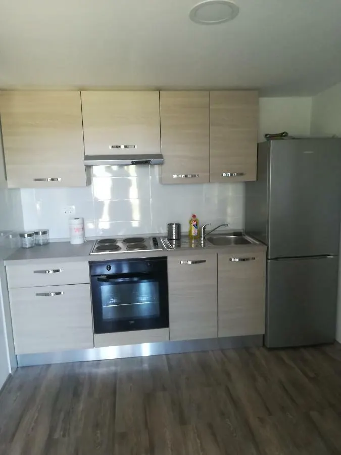 Hotel Kamp Tonci Biograd Na Moru 0*,  Croazia